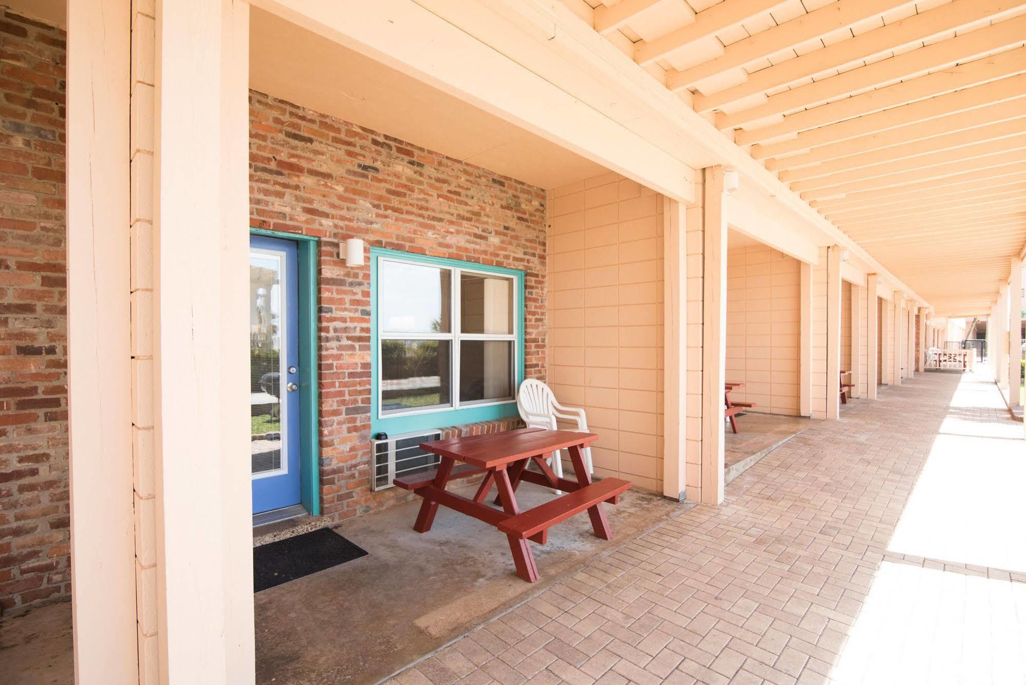 פנמה סיטי ביץ' The Driftwood Lodge מראה חיצוני תמונה